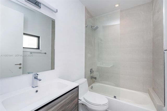 3264 Bird Ave, Miami, FL 33133