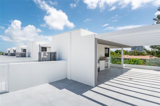 3264 Bird Ave, Miami, FL 33133