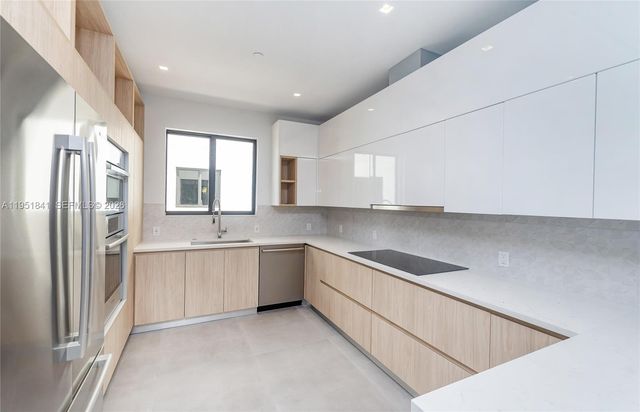 3264 Bird Ave, Miami, FL 33133