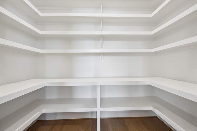 335 Harvard Street, Houston, TX 77007