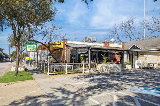 335 Harvard Street, Houston, TX 77007