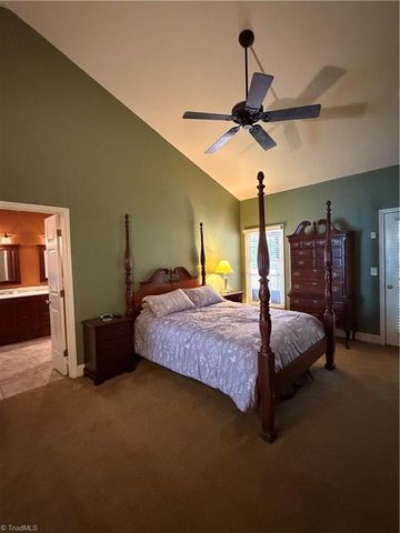 2194 Benwicke Drive, Pfafftown, NC 27040