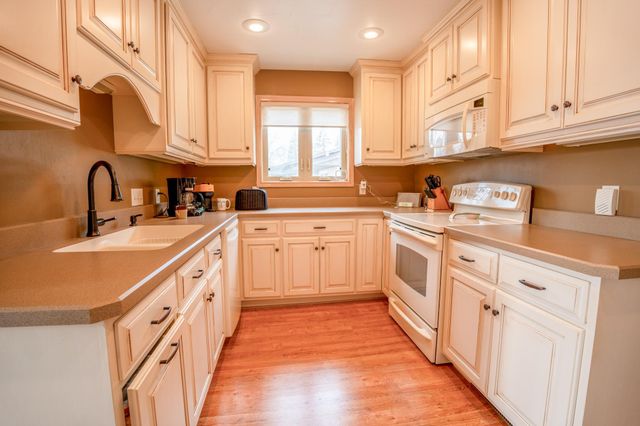13226 53rd Street NE, Spicer, MN 56288