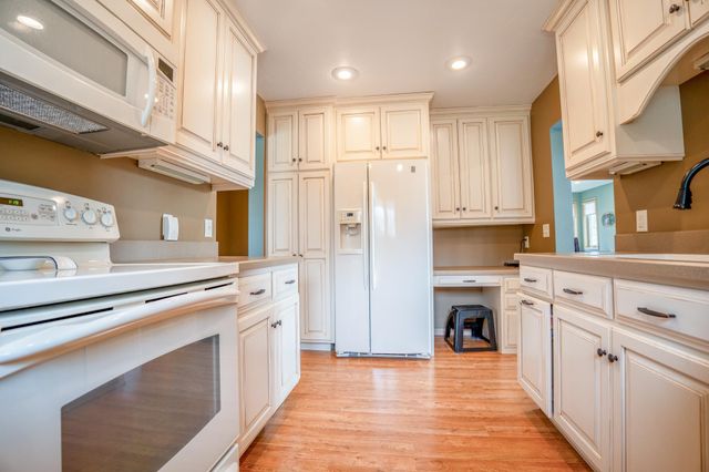 13226 53rd Street NE, Spicer, MN 56288