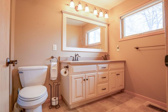 13226 53rd Street NE, Spicer, MN 56288