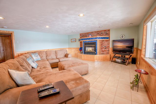 13226 53rd Street NE, Spicer, MN 56288