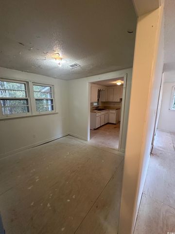 303 Leroy Bethea Rd, Mullins, SC 29574