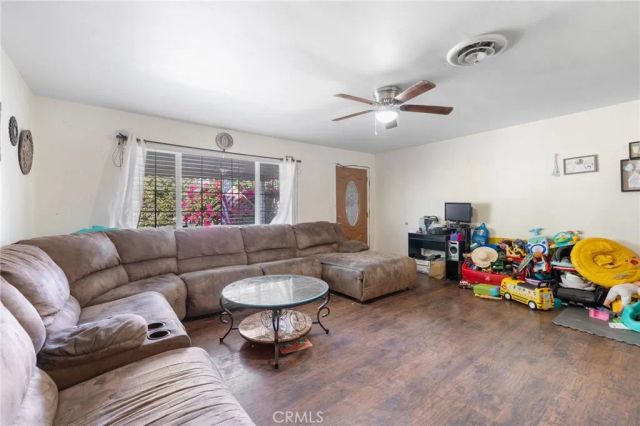 304 Adams Street, Taft, CA 93268