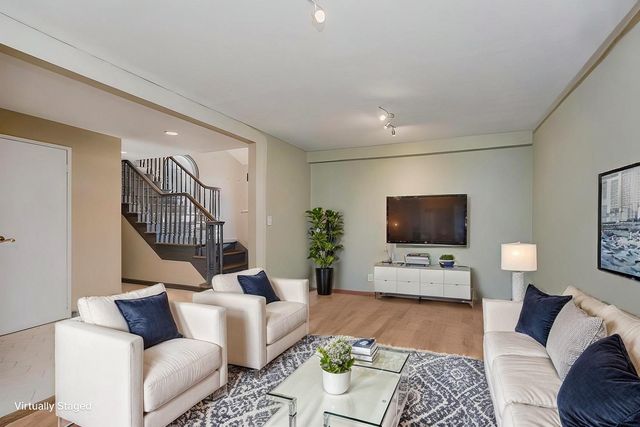 333 MAYFAIR Drive N, New York City, NY 11234