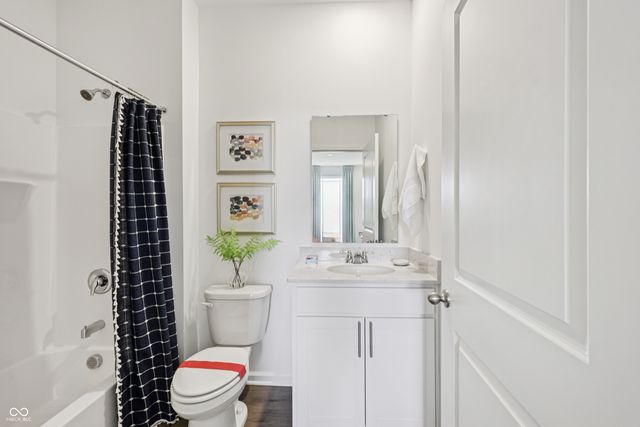 5725 Flat Hill Drive, Indianapolis, IN 46239