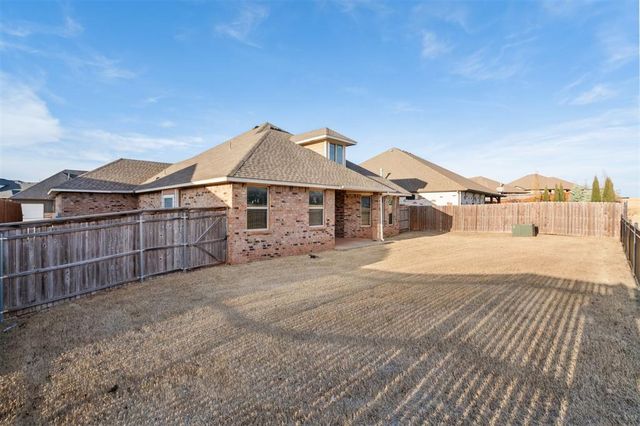 15808 Langley Way, Edmond, OK 73013