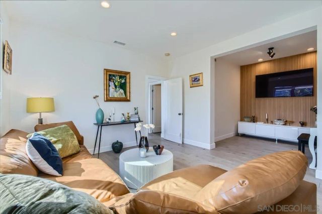 3503 Quimby, San Diego, CA 92106