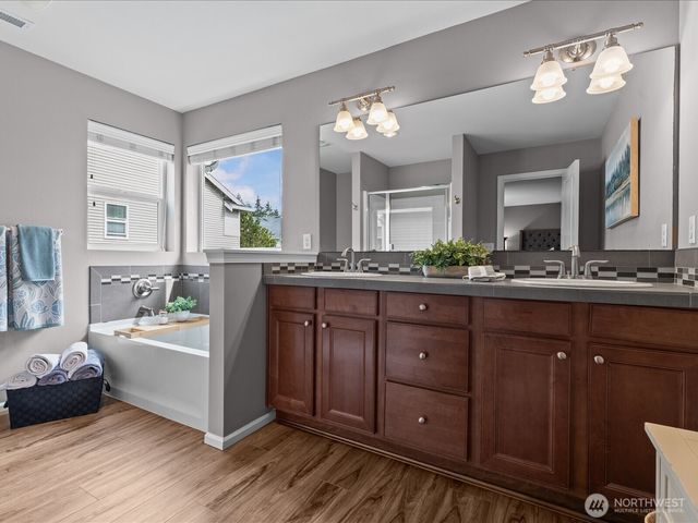 16926 SE 262nd Street, Covington, WA 98042