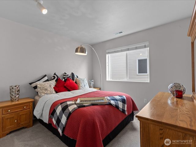 16926 SE 262nd Street, Covington, WA 98042