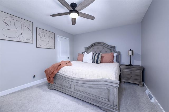 412 Fairlane Street, Lansing, KS 66043