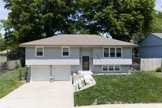 412 Fairlane Street, Lansing, KS 66043