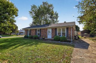 199 Dunroven Road, Versailles, KY 40383