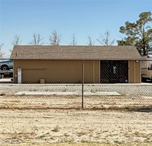 621 West Mesquite Avenue, Pahrump, NV 89060