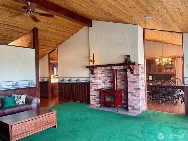 34801 J Place, Ocean Park, WA 98640