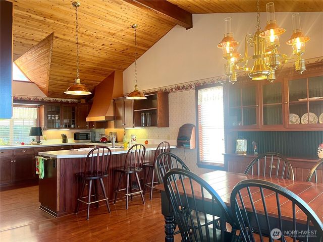 34801 J Place, Ocean Park, WA 98640