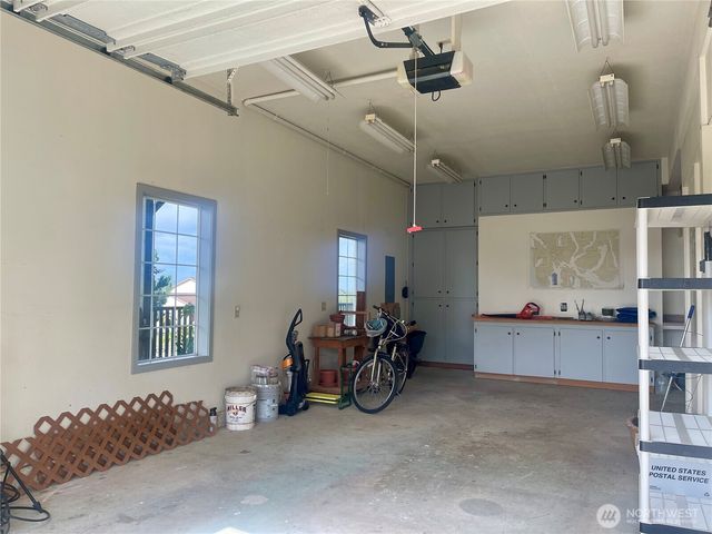 34801 J Place, Ocean Park, WA 98640