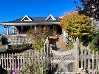 34801 J Place, Ocean Park, WA 98640
