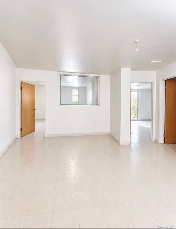 4108 97 Place 3, Corona, NY 11368 — photo 4