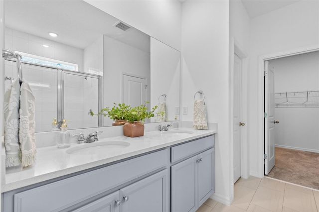 11832 CLARE HILL AVENUE, Riverview, FL 33579