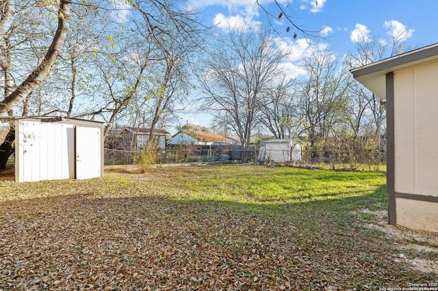 433 AZUCENA ST, San Antonio, TX 78237
