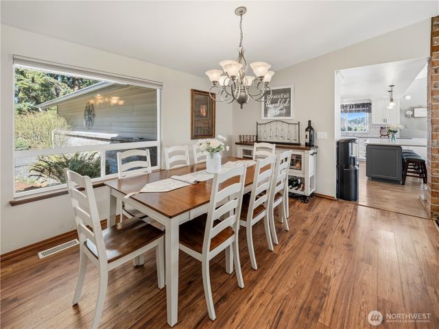 18703 SE 384th Street, Auburn, WA 98092