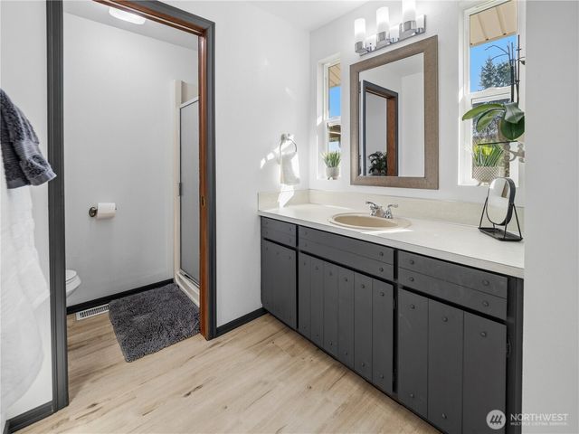 18703 SE 384th Street, Auburn, WA 98092