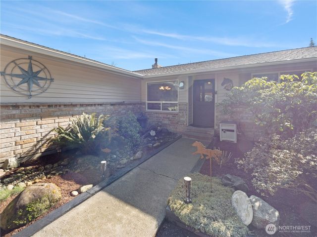 18703 SE 384th Street, Auburn, WA 98092