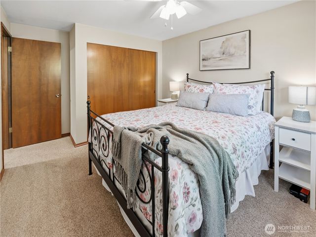 18703 SE 384th Street, Auburn, WA 98092