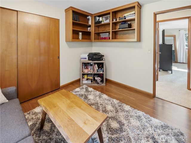 18703 SE 384th Street, Auburn, WA 98092