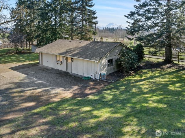 18703 SE 384th Street, Auburn, WA 98092