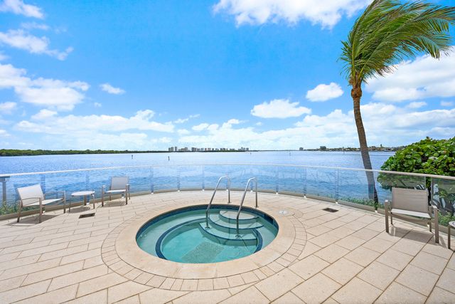 100 Lakeshore Drive 354, North Palm Beach, FL 33408