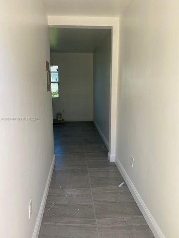 4023 SW 19th St D, West Park, FL 33023