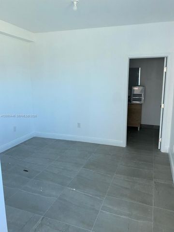 4023 SW 19th St D, West Park, FL 33023