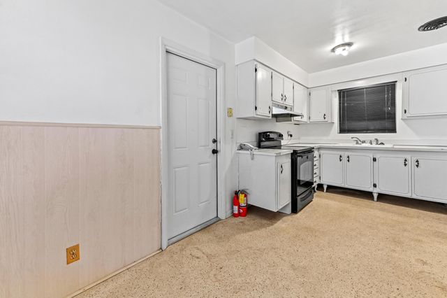 877 Sarazen Drive, Lake Belvedere Estates, West Palm Beach, FL 33413