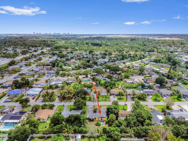 877 Sarazen Drive, Lake Belvedere Estates, West Palm Beach, FL 33413
