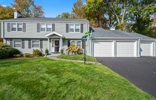 186 Hunter Drive, West Hartford, CT 06107