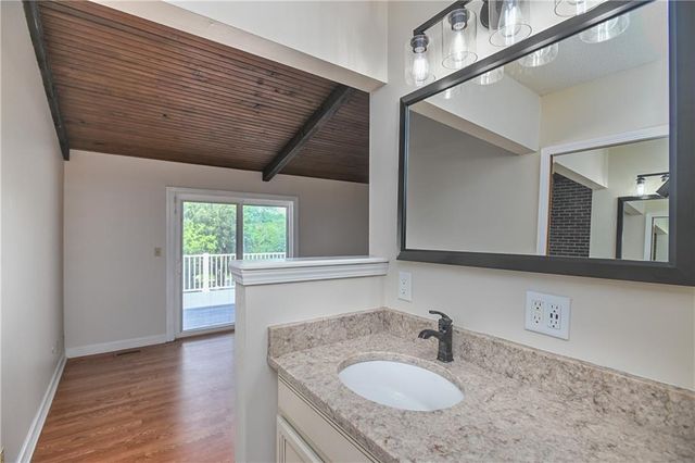 1040 S Wyckford Street, Olathe, KS 66061
