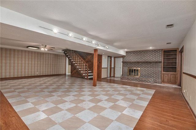 1040 S Wyckford Street, Olathe, KS 66061