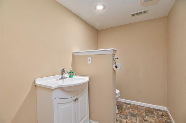 1040 S Wyckford Street, Olathe, KS 66061