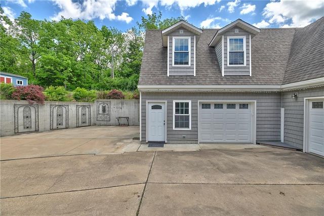 1040 S Wyckford Street, Olathe, KS 66061