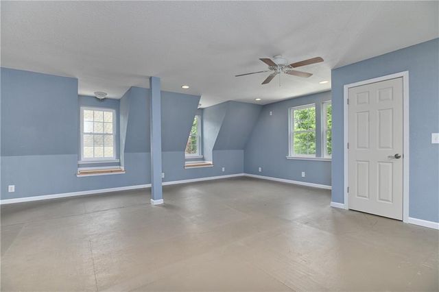 1040 S Wyckford Street, Olathe, KS 66061