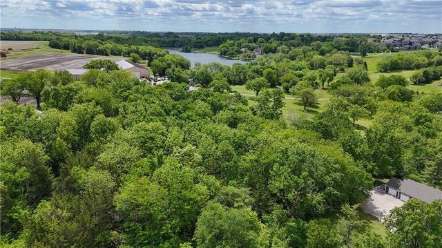 1040 S Wyckford Street, Olathe, KS 66061