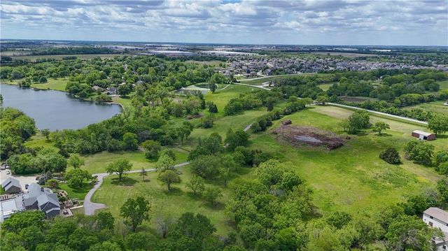 1040 S Wyckford Street, Olathe, KS 66061