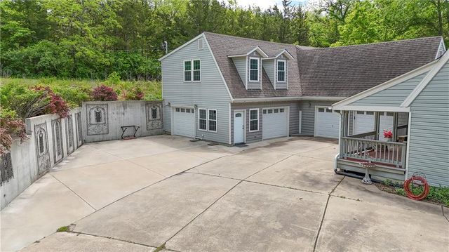 1040 S Wyckford Street, Olathe, KS 66061