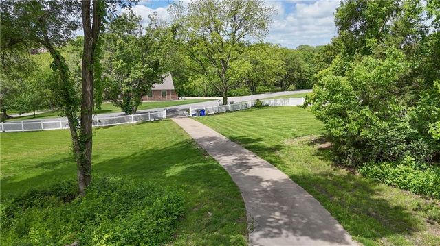 1040 S Wyckford Street, Olathe, KS 66061
